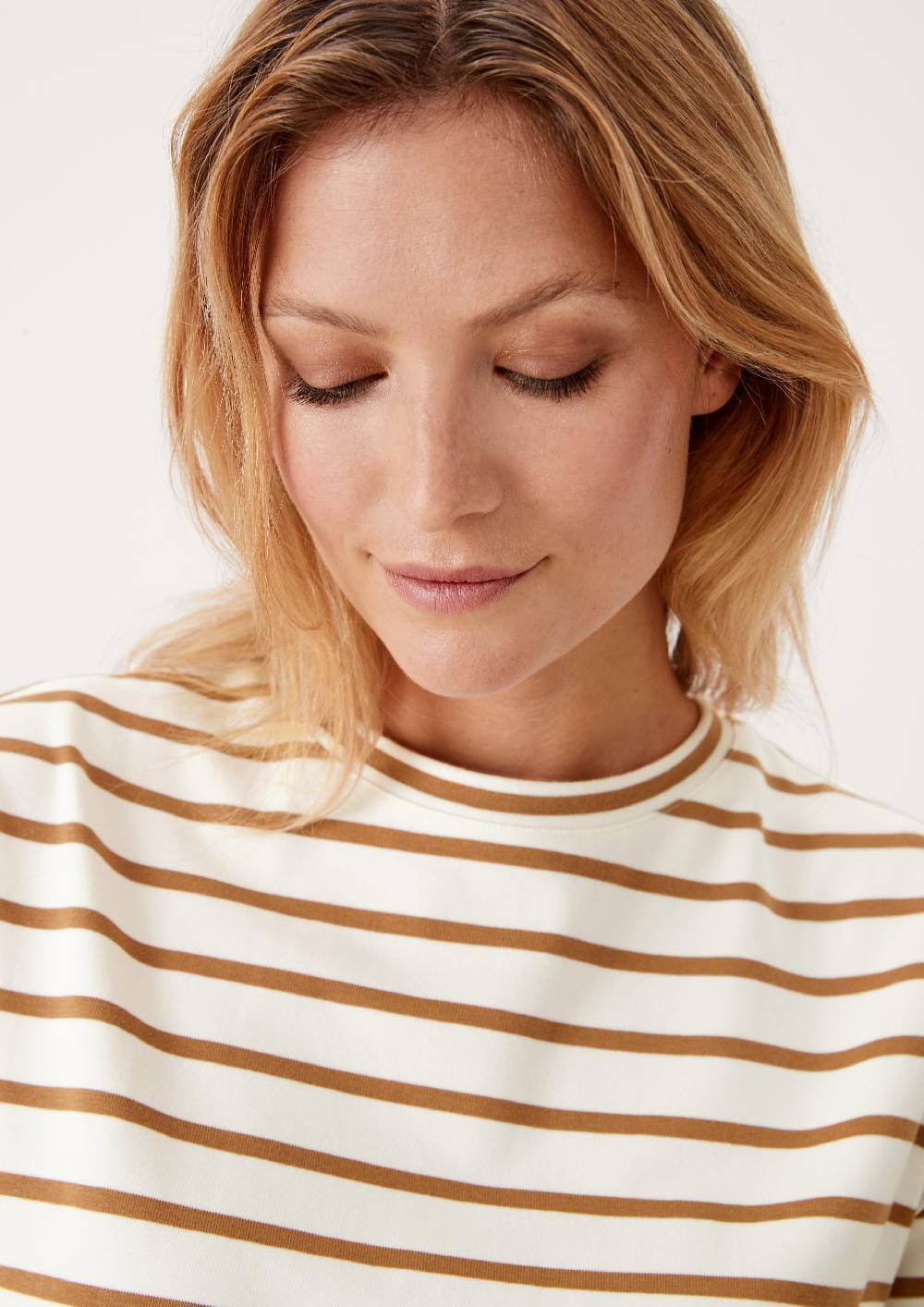 S.Oliver Sweatkleid mit Streifen Vierteljährliche Förderung