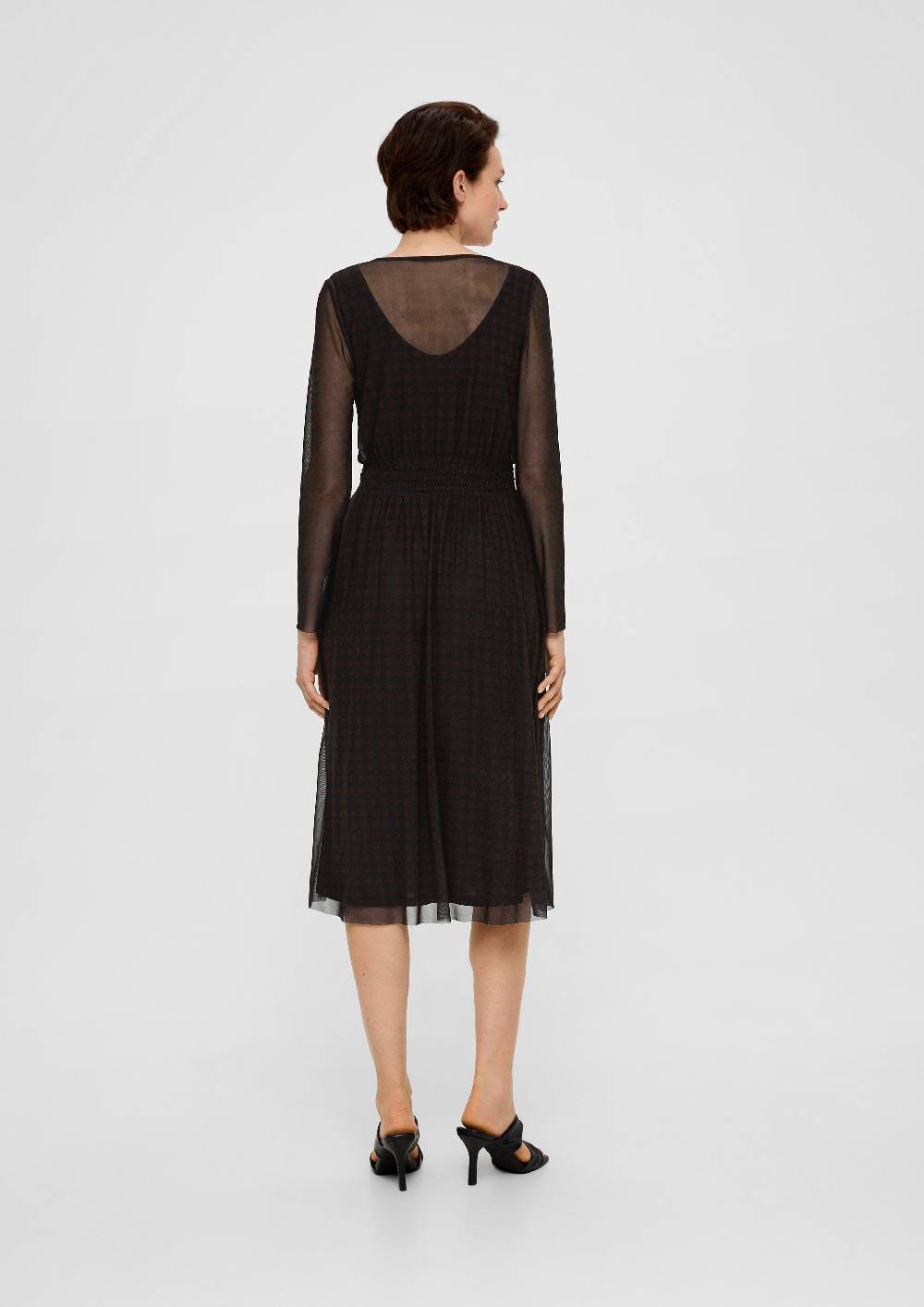 S.Oliver Meshkleid mit Smok-Detail Bis zu 55% Rabatt