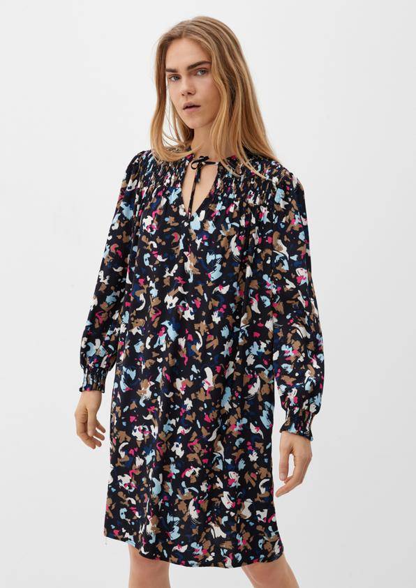 S.Oliver Viskosekleid mit Smok-Details Nur noch ein Tag übrig
