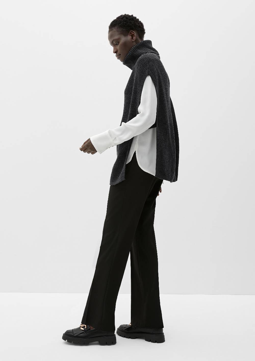 S.Oliver Poncho mit Rollkragen Kostenloser Versand international