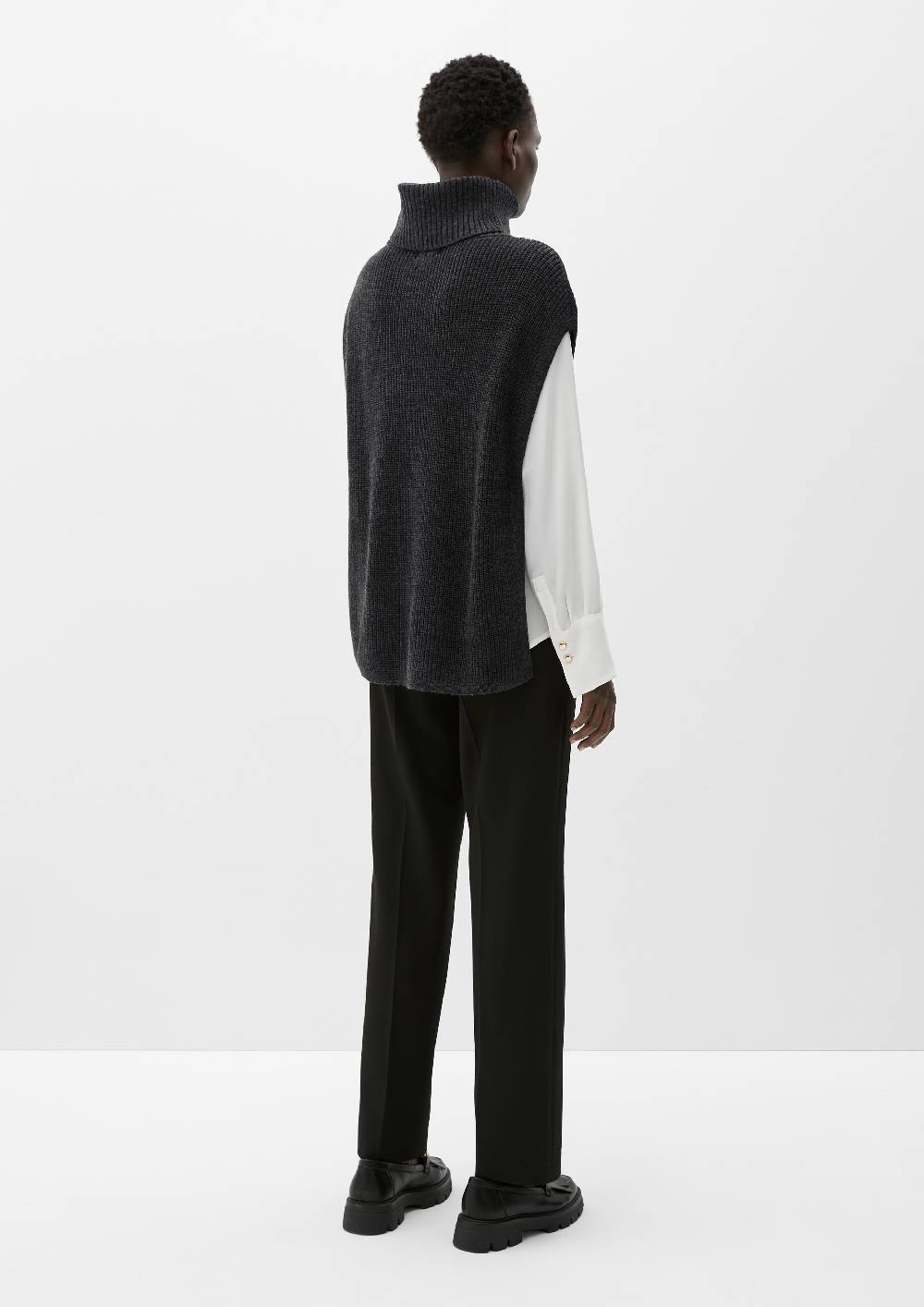 S.Oliver Poncho mit Rollkragen Kostenloser Versand international