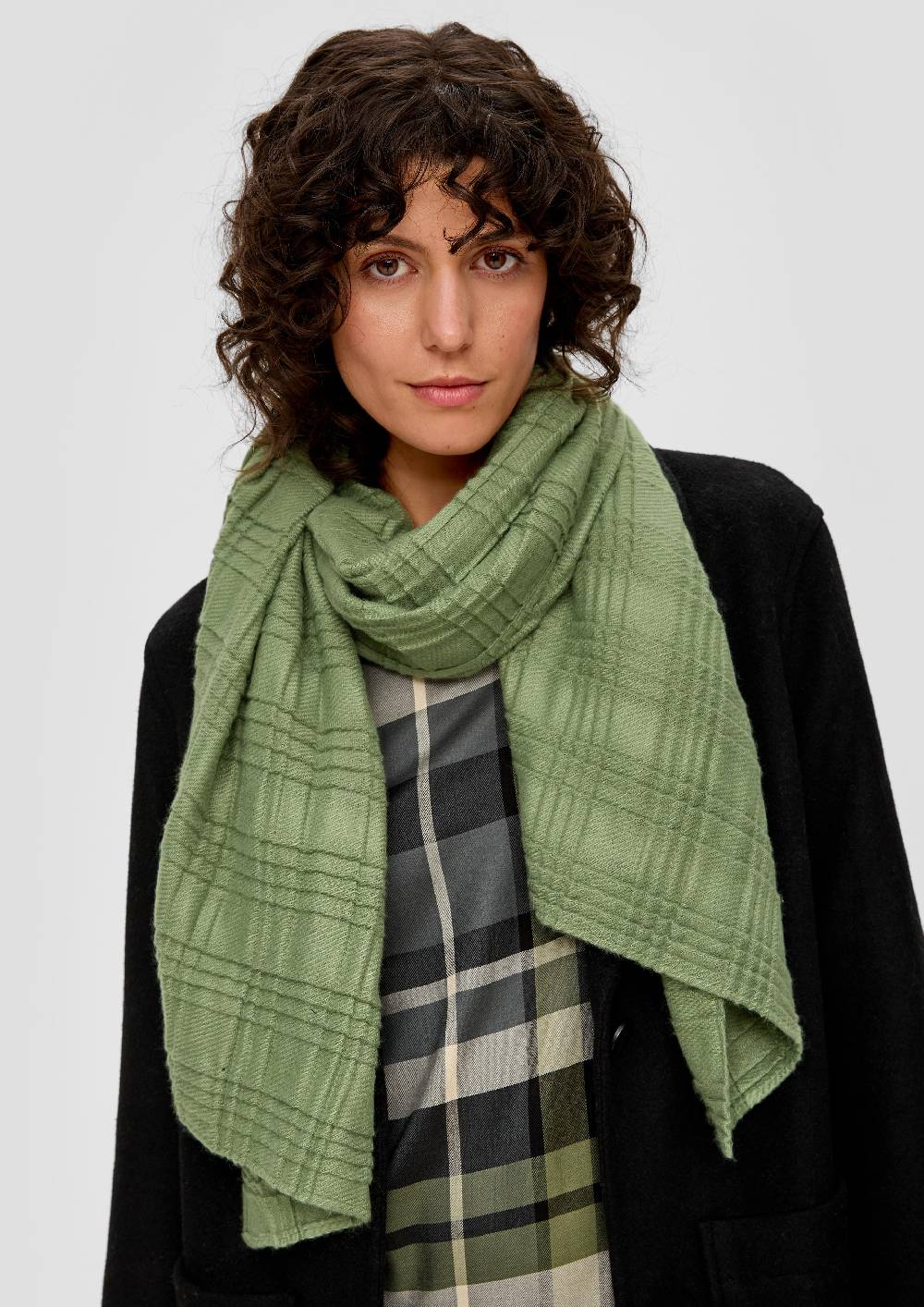 S.Oliver Schal mit Plisseefalten Flash Sale