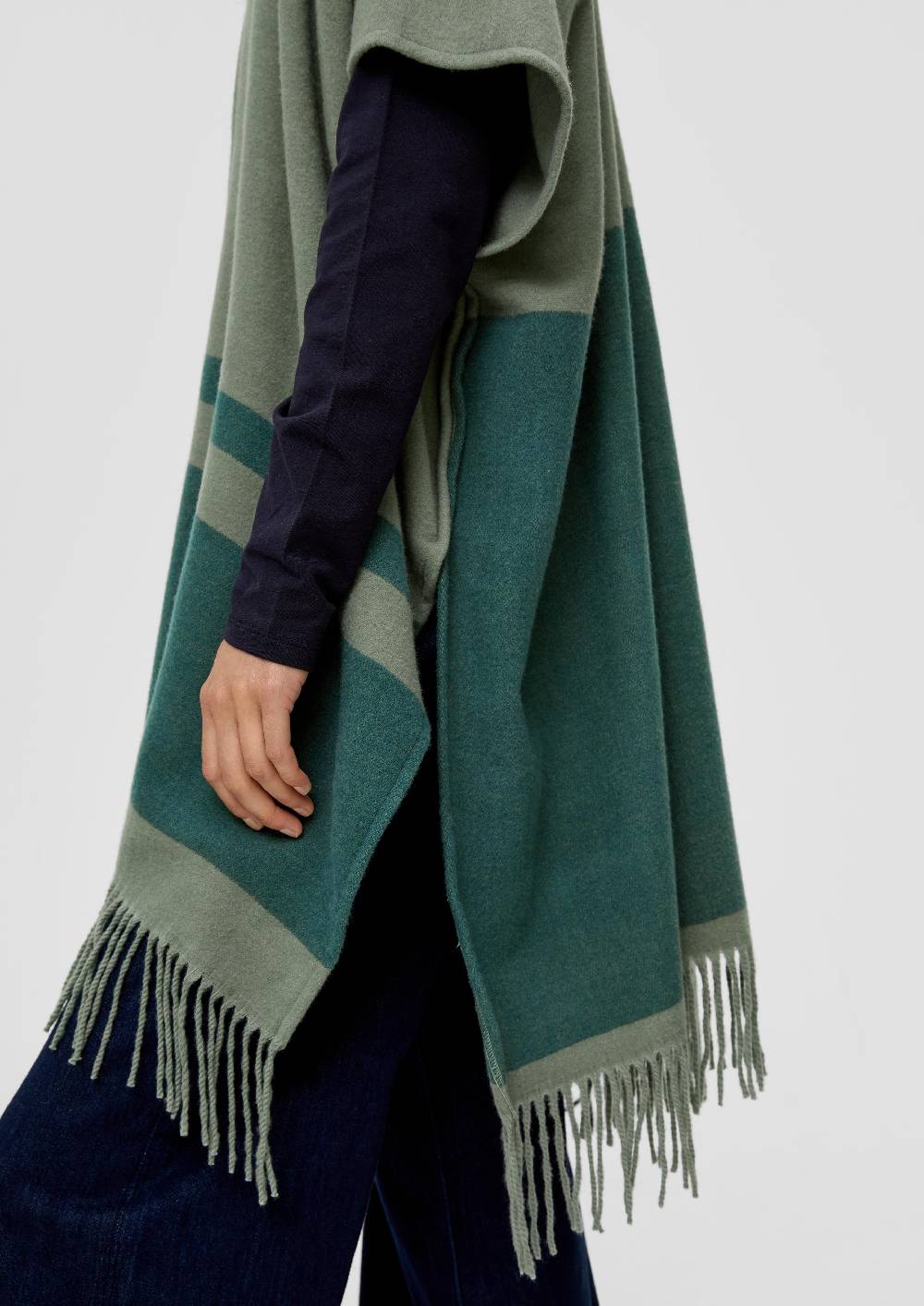 S.Oliver Poncho mit Streifenmuster Exklusivangebot