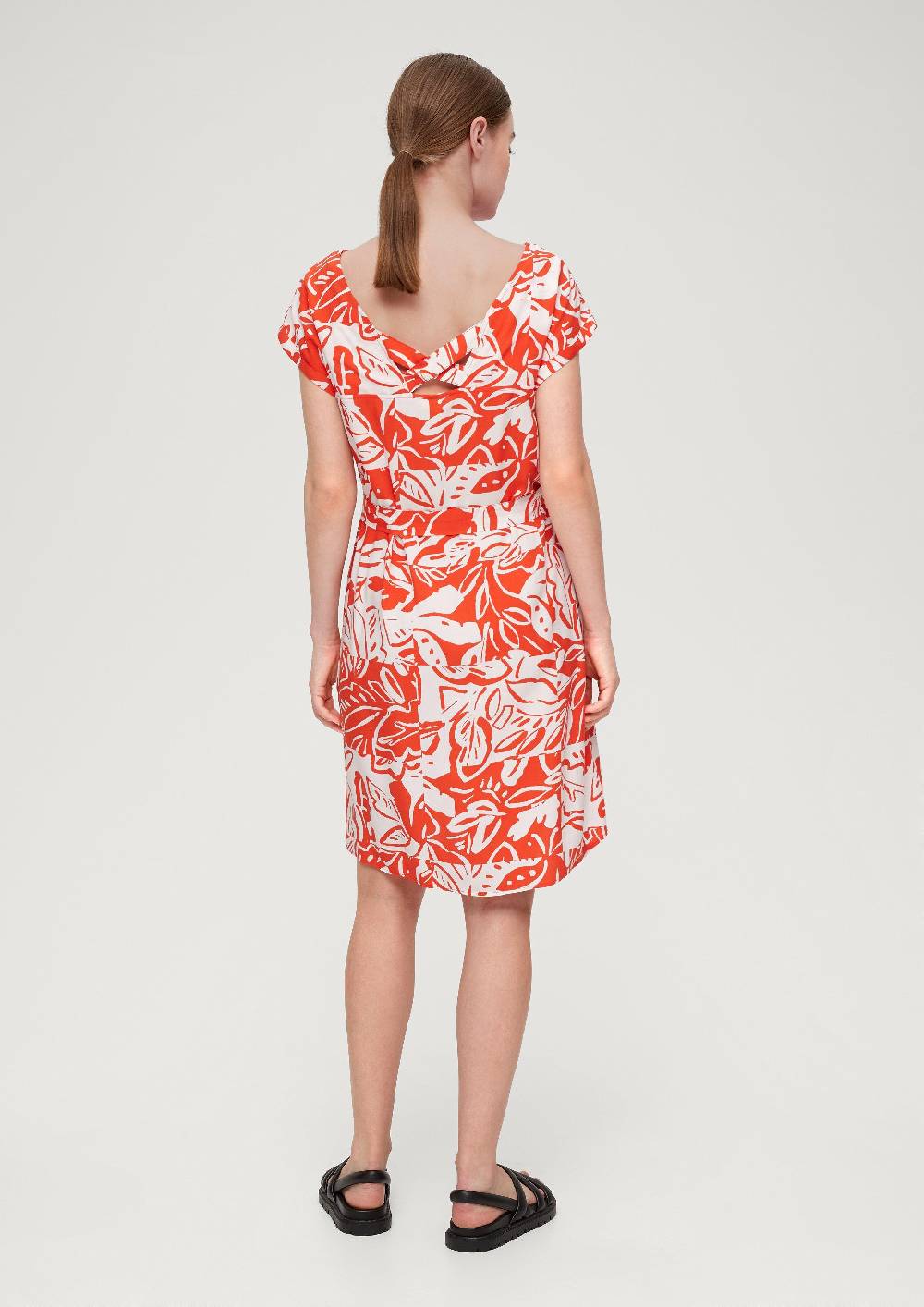 S.Oliver Kleid mit Bindeband aus Viskose Bestseller