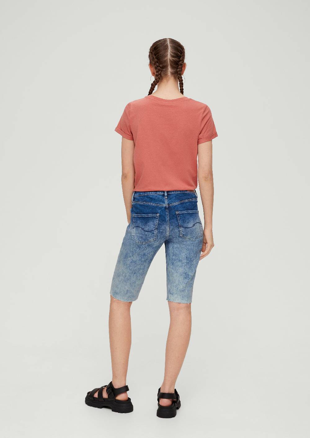 S.Oliver Bermuda-Jeans Catie / Slim Fit / Mid Rise / Slim Leg Super Sparpreis