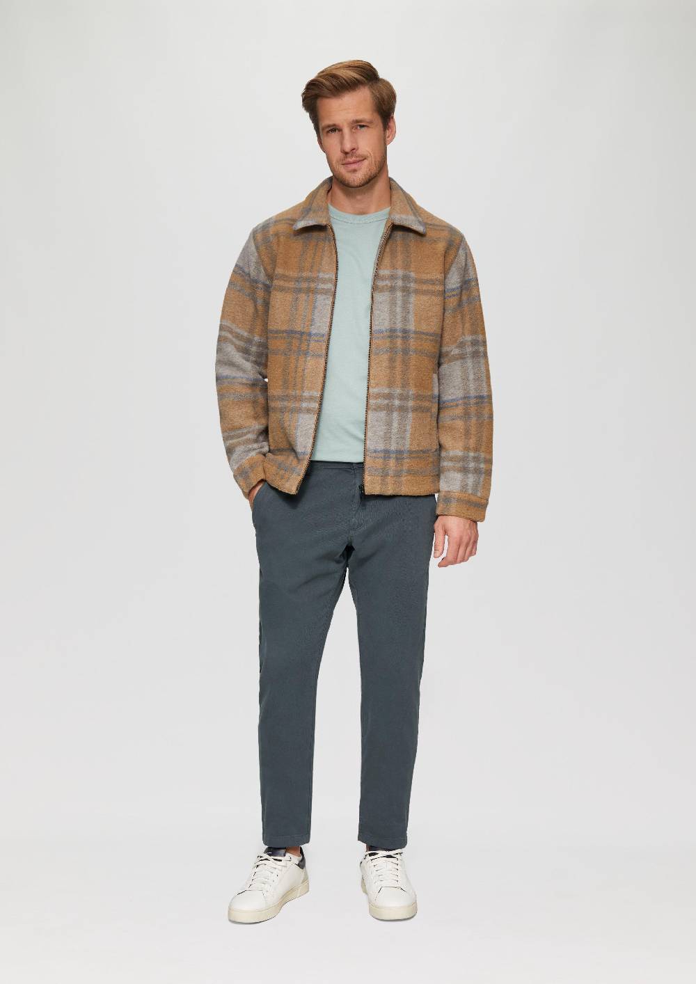 S.Oliver Regular Fit: Strukturierte Chino aus Baumwollstretch Fabrikladen