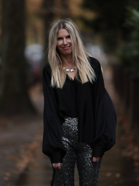 Sosue Bluse Antonia Shiny Black Räumungsverkauf
